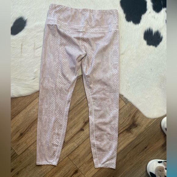 Varley Biona Tight Stone Snake print leggings - Picture 10 of 14